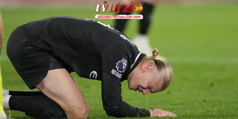 Cuộc đua vô địch EPL dần ngã ngũ sau trận hòa của Man City